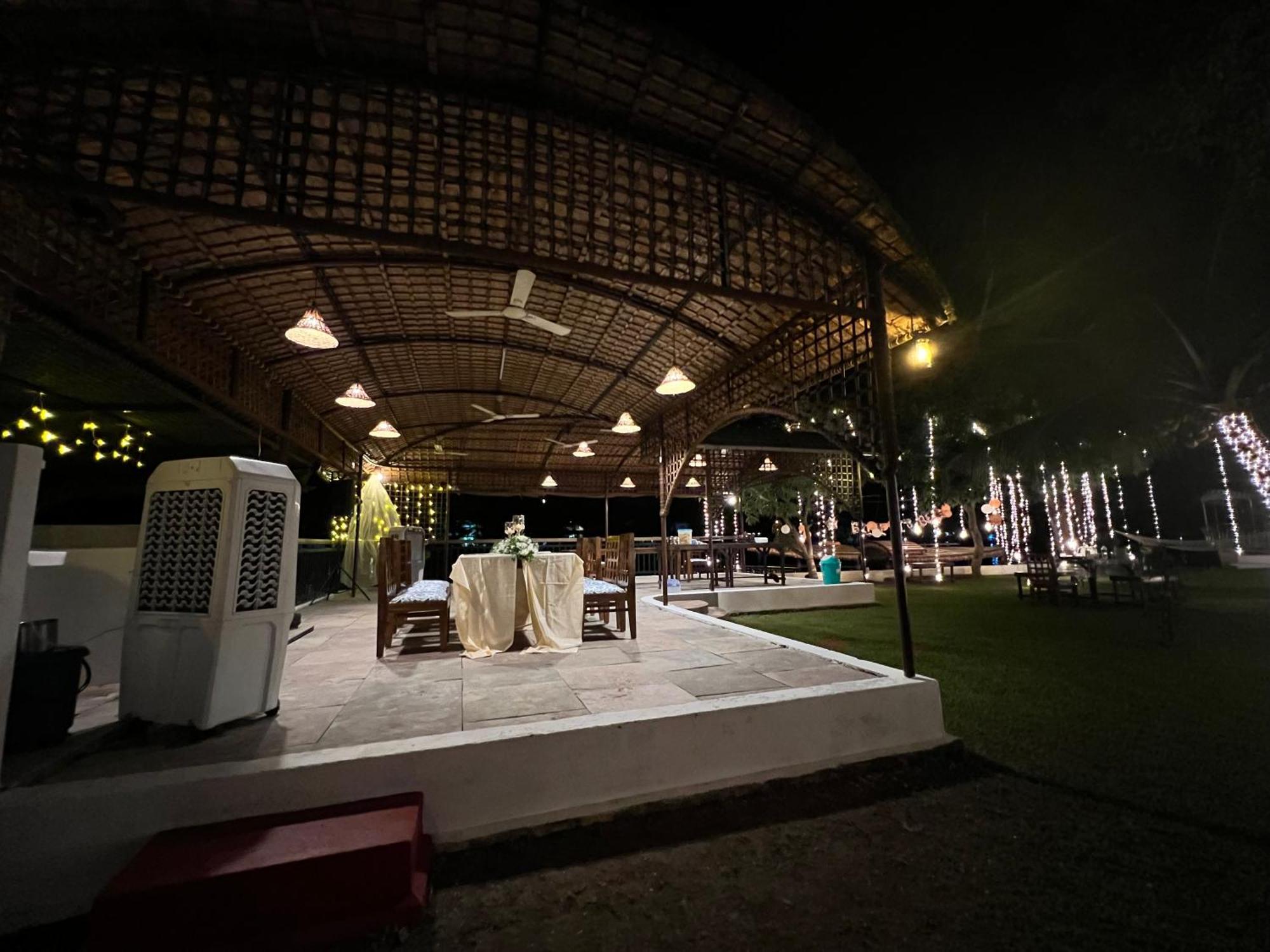 The Pamba Heritage Villa Champakulam ภายนอก รูปภาพ